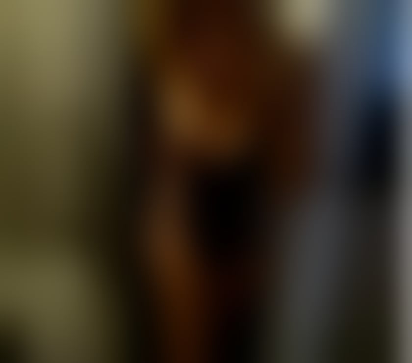  Escorts Davenport Park Stockport - Photos for Meet Ellie 45 English naughty blonde