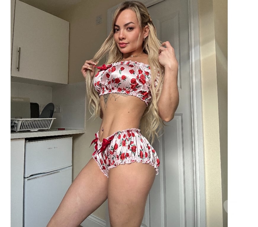 Escorts South East London Croydon - Photos for Barbie🦋toy story strap on good