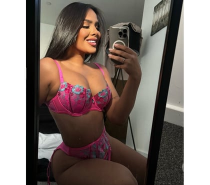 Escorts Burnley Town Centre Burnley - Photos for ALANA HOT GIRL 🍑🔥⚡️