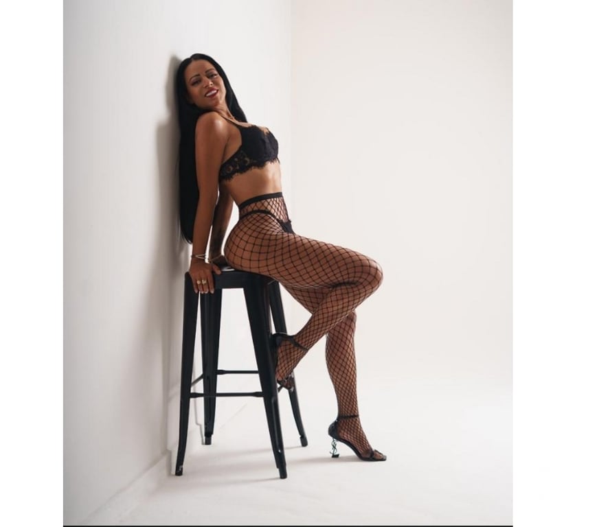 Escorts West London Hounslow - Photos for I'm back my loves, let's Party,come on🍷Jessica