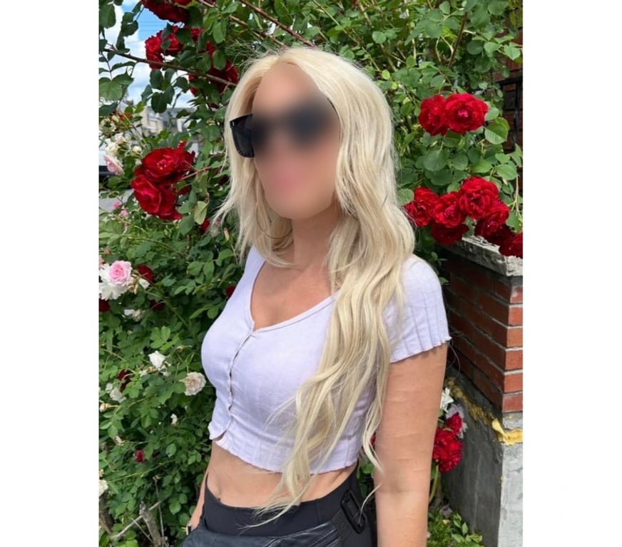 Escorts Derbyshire Derby - Photos for Elegant, natural and feminine