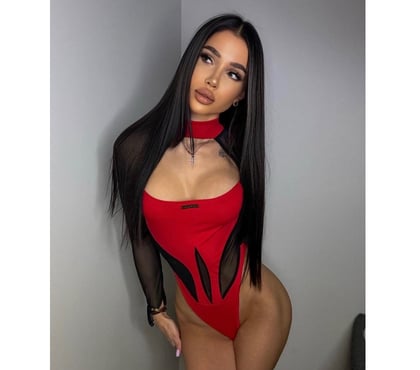Escorts and Massages Fulham South West London - Photos for BUSTY BRUNETTE 🖤 OUTCALL ONLY