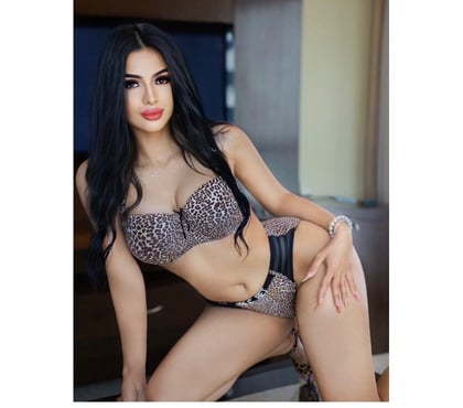 Escorts Guildford Town Centre Guildford - Photos for Hi I'm ALICE NEW IN TOWN 🥰OUTCALL ONLY