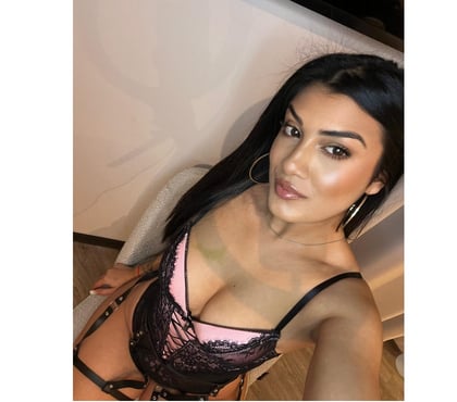 Escorts Milton Keynes City Centre Milton Keynes - Photos for 🥂PARTY GIRL🥂 . NEW IN YOUR TOWN ‼️
