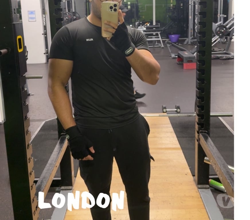 adult personals East London Redbridge - Photos for New hot asian guy