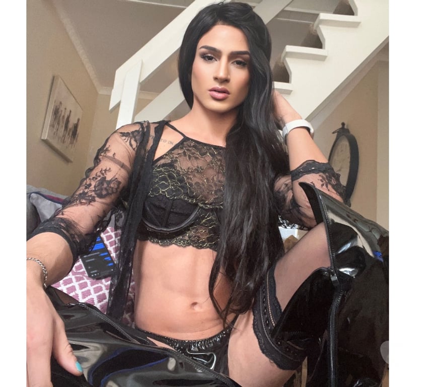 Trans Escorts Hertfordshire Watford - Photos for TRANS YOUNG BELLA DIAS XL