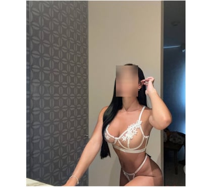 BDSM Escorts & Erotic Massage Thornton Heath Croydon - Photos for Sweet Bia 👅hot at party 🥂curvy body