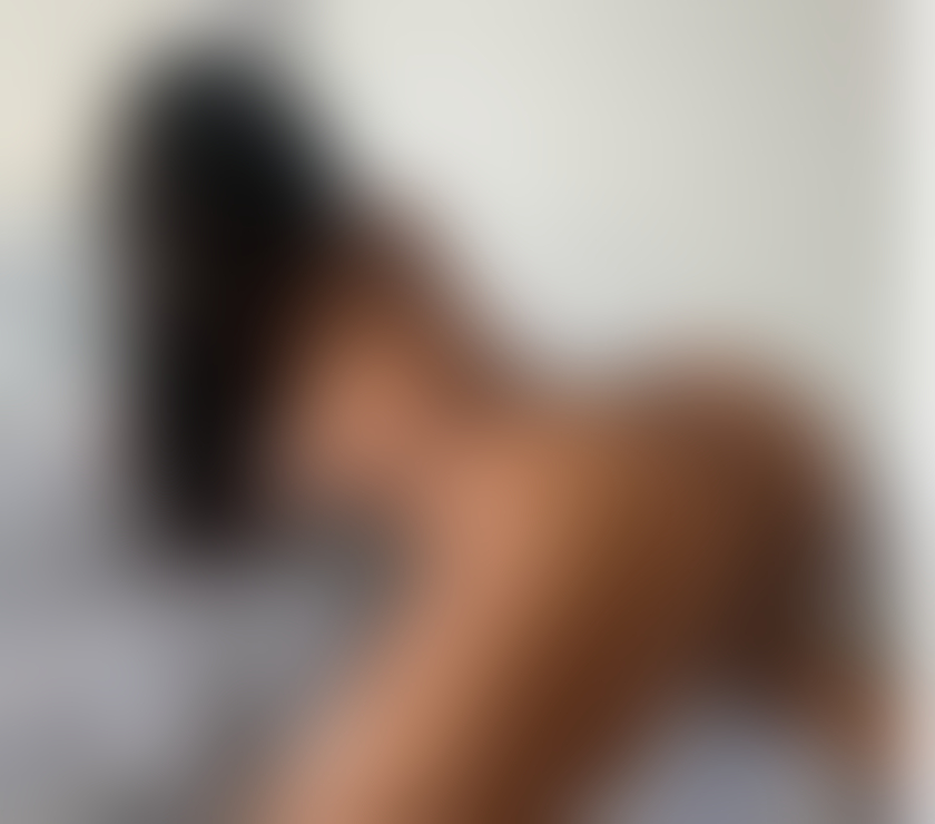 Escorts Wiltshire Swindon - Photos for Brazilian curly brunette VIP in town now, come try it out