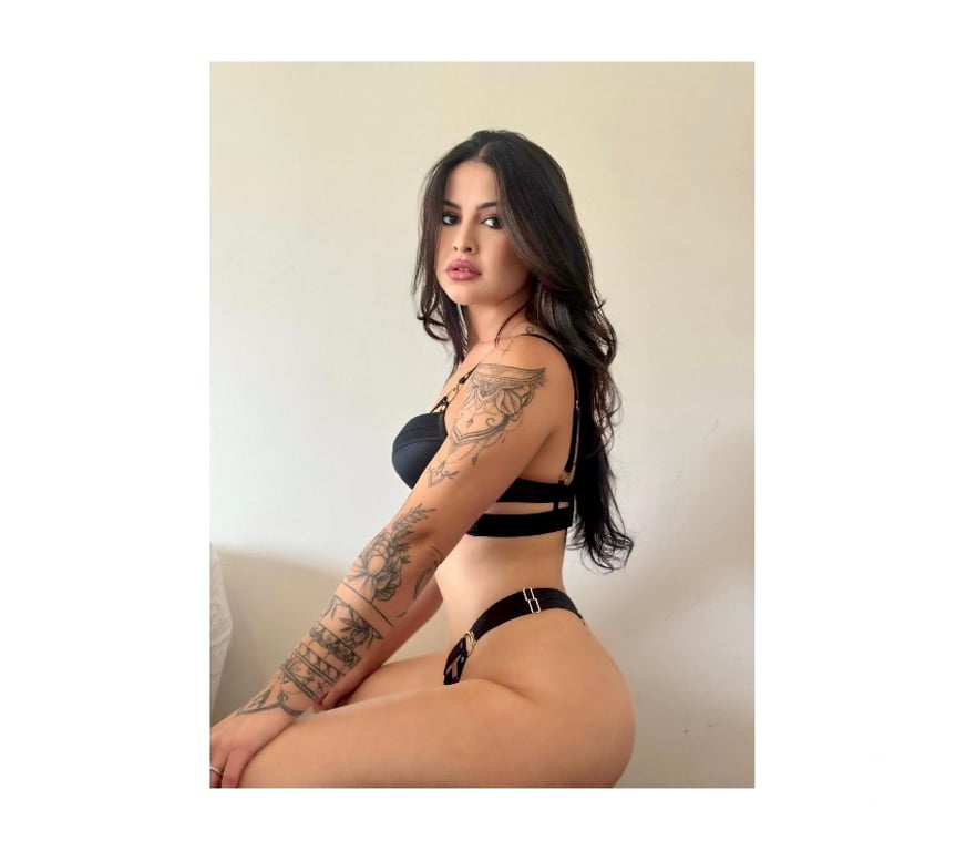 Escorts South East London Bromley - Photos for 🌹Her Smile🌹 in the Shadow🌹GABY