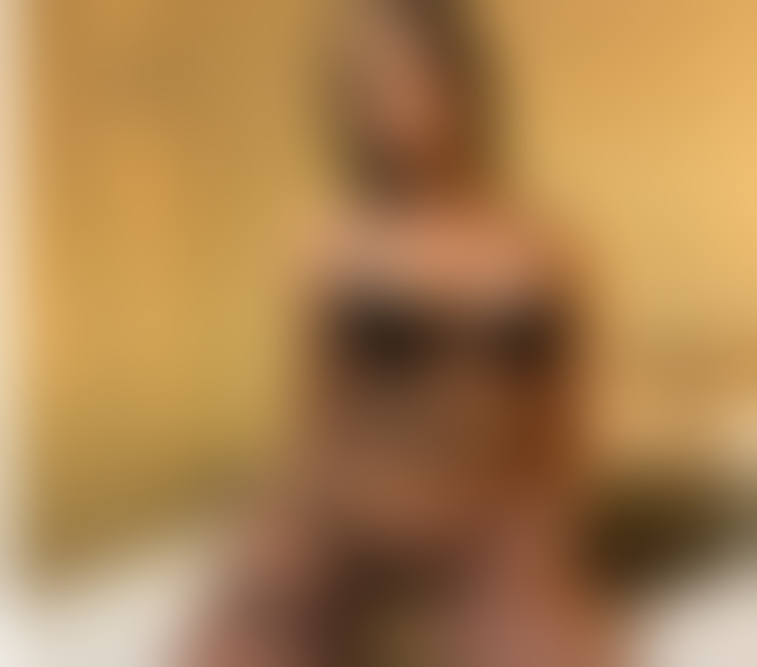 Escorts South East London Croydon - Photos for HILARY BEATIFULL PARTY 🎉