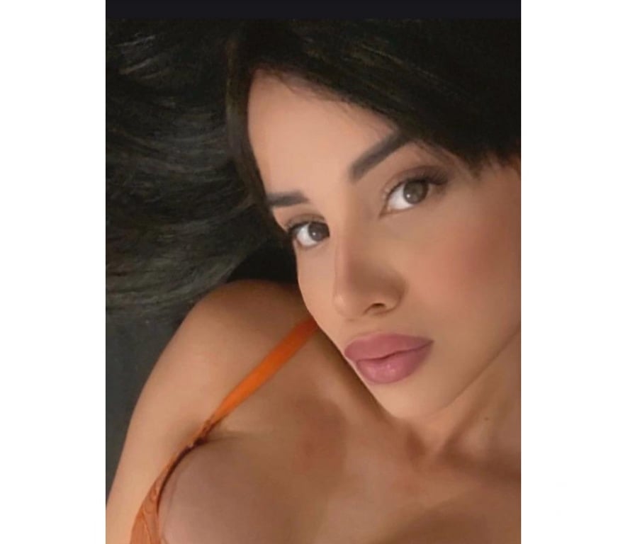 Escorts North London Ponders End - Enfield - Photos for Mistic Larissa wait to you