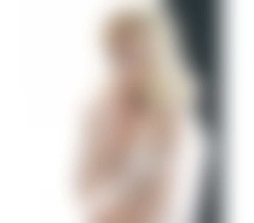 Escorts Essex Chelmsford - Photos for Hot iris xx call me x x xxx