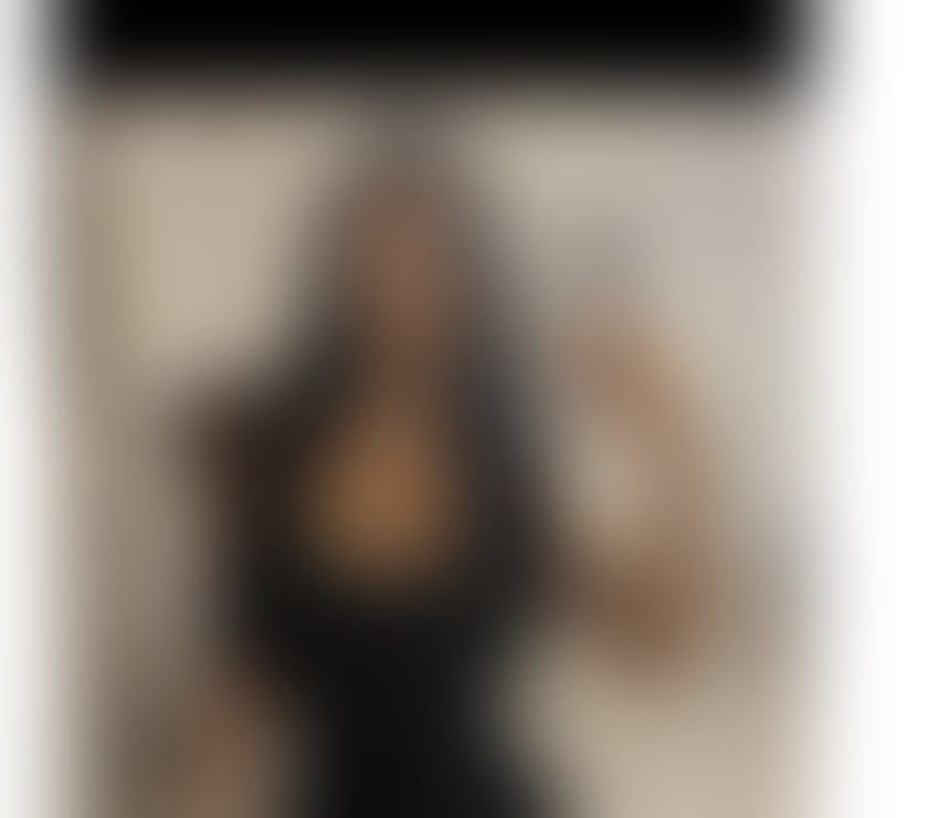 Photos for 😘🔥 the sexy brunette in you town🔥