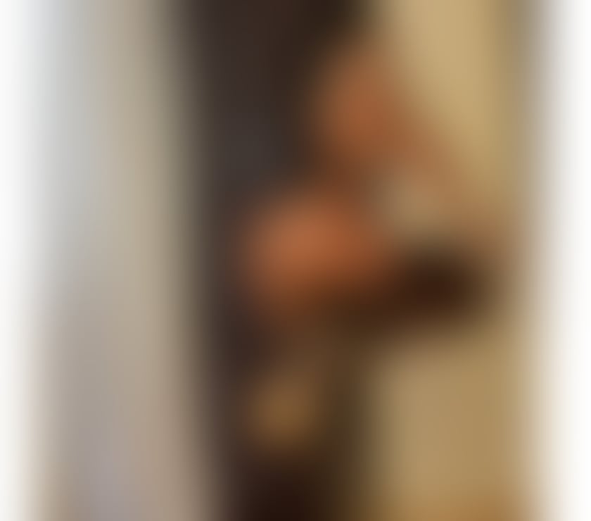 Escorts Buckinghamshire Milton Keynes - Photos for New in your town ‼️Queen of owo and party 🍭🥂