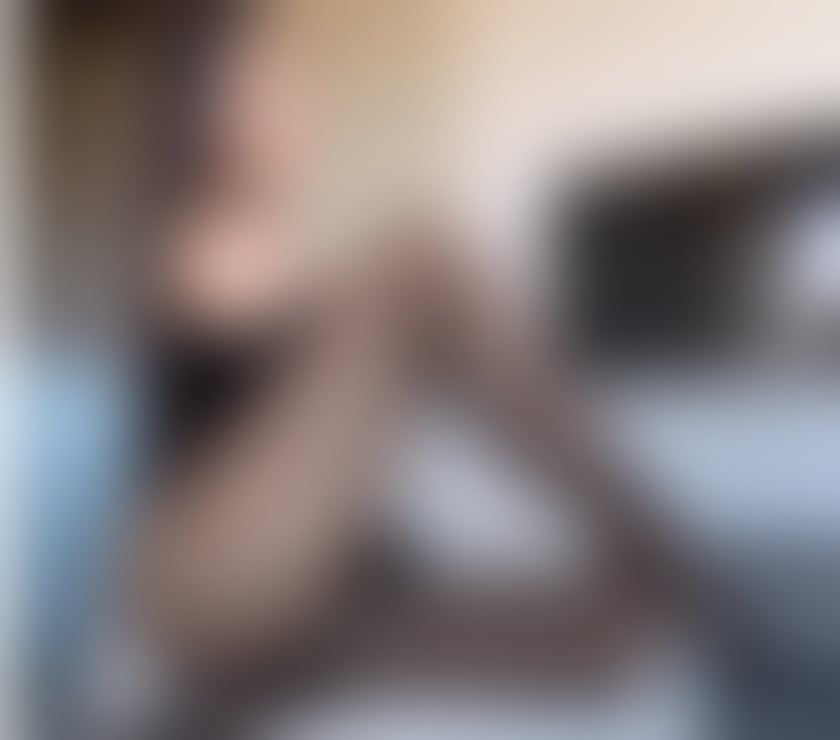 Escorts Hertfordshire St. Albans - Photos for OUTCALL ONLY ** 🚗 Lovely girls for you! 🌸
