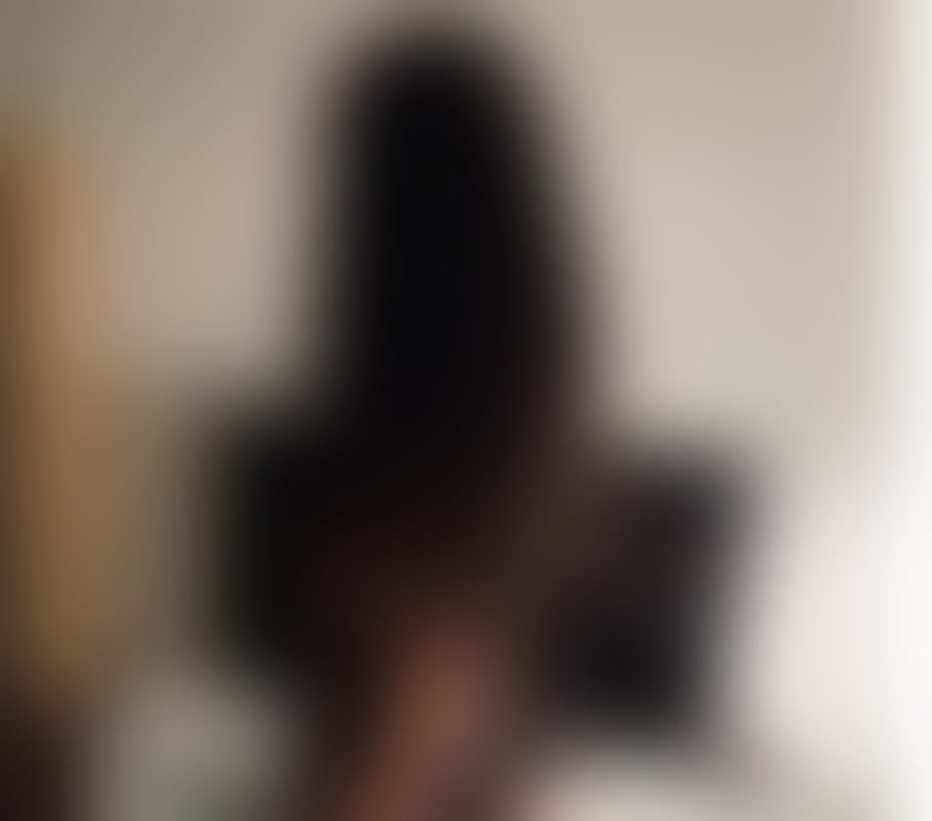 Escorts West London North Acton Station - West London - Photos for Argentinian Julia. Brunette light skin untill 22pm 🇦🇷