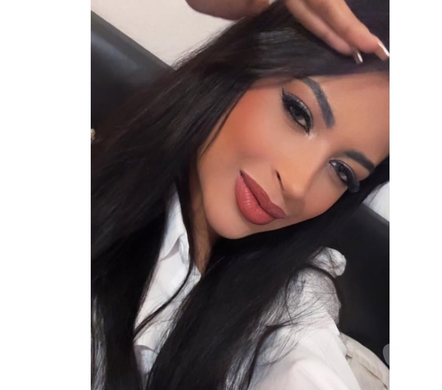 Escorts West London Hillingdon - Photos for 🦋 IZA BRAZILIAN NO RUSH SWEET 🇧🇷 REAL PIC