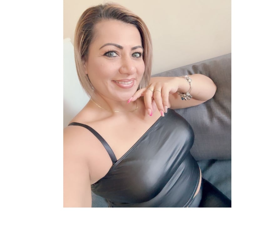 Escort Ealing West London - Photos for LAURY PARTY GIRL 🥳 🎉