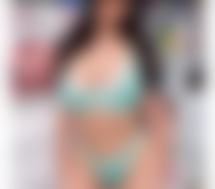 Escorts West London Hillingdon - Photos for Naomi Colombian 🇨🇴FIRST TIME IN HAYES 💦🫦