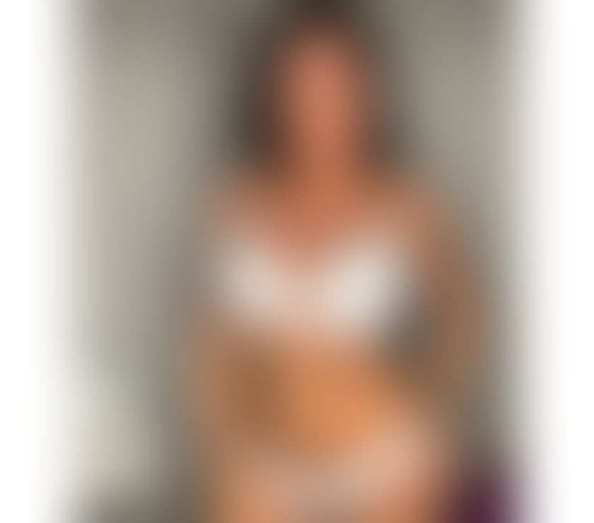 Beautiful girl no rush party outcall
