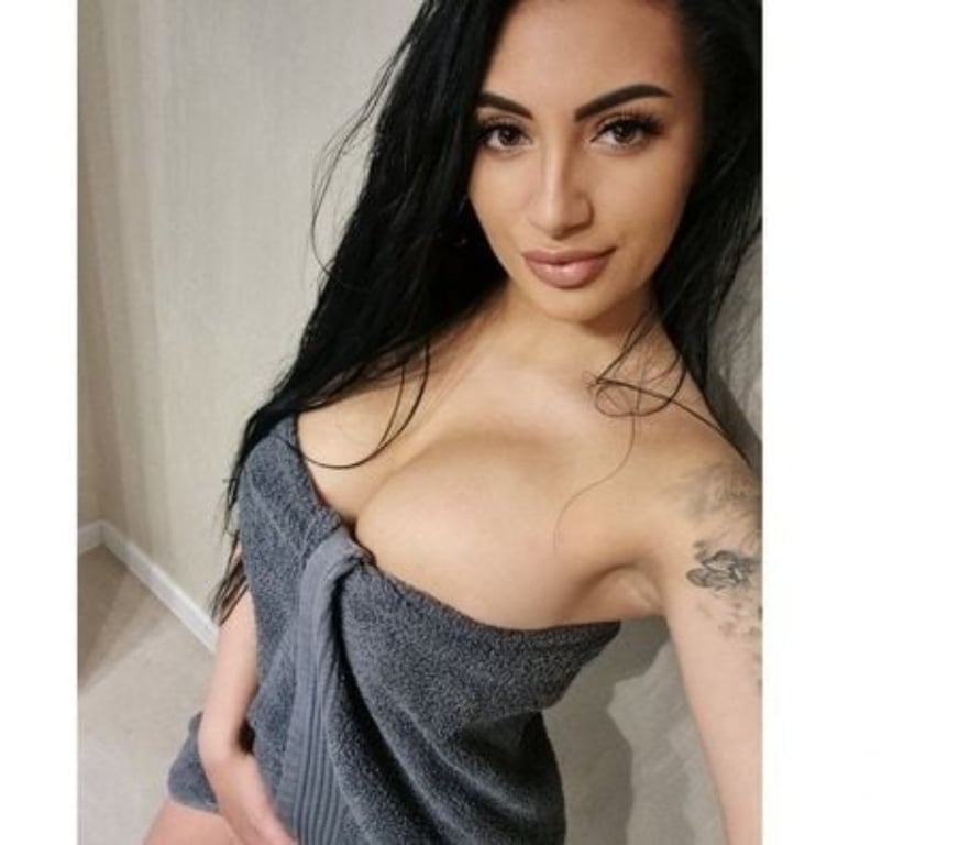 Escorts Hertfordshire Stevenage - Photos for Hi real no rush only outcall frist Time here