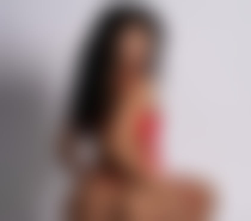 Escorts West Northamptonshire Northampton - West Northamptonshire - Photos for Júlia Galvão Hot Latina❤️‍🔥 chocolate 🍫