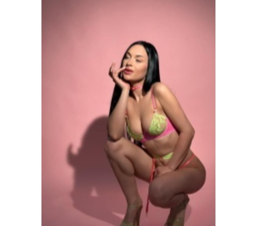 Escorts North West London Harrow - Photos for IM SARA NEW 🆕 IN TOWN 🤩OUTTCAL ONLY😘