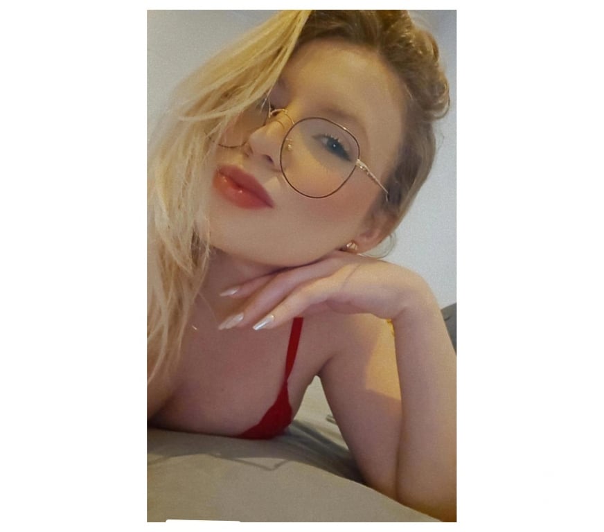 Escorts North London Enfield - Photos for Carol 🍑 Brazilian 🔥🇧🇷 Party Girl 🍾