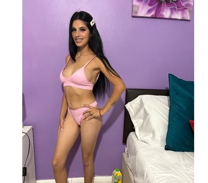 Duo Escorts Feltham Hounslow - Photos for Larisa ❤️ New here ❤️ party girl