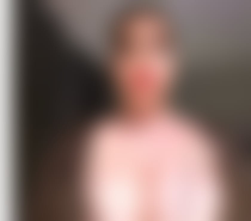 Escorts South West London Tooting Broadway - South West London - Photos for Delia new here very nice