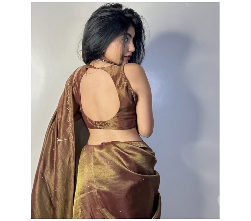 Escorts Glasgow Glasgow City Centre - Glasgow - Photos for "Cute Indian Girl Looking for Genuine Connections"