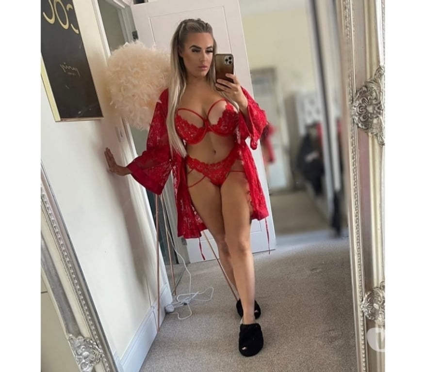 Escorts North Northamptonshire Kettering - North Northamptonshire - Photos for Hello guys I'm emma new here just for couples days ❤️