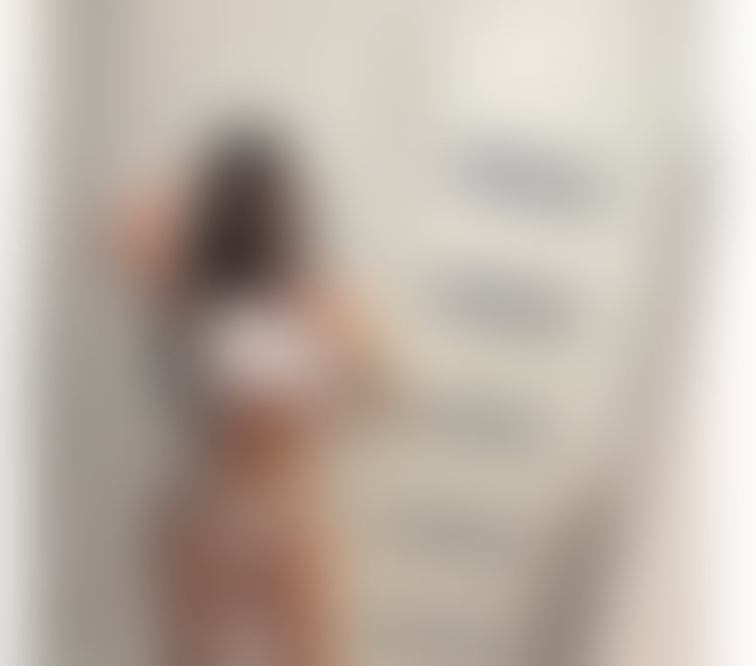 Escorts Buckinghamshire Beaconsfield - Buckinghamshire - Photos for YOUR ULTIMATE ESCAPE-BRUNETTE BEAUTY-PARTY