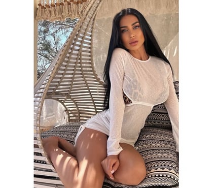  Escorts & Erotic Massage London Gatwick Airport Crawley - Photos for 🩷hi I'm new in town Lisa 🩷party girl