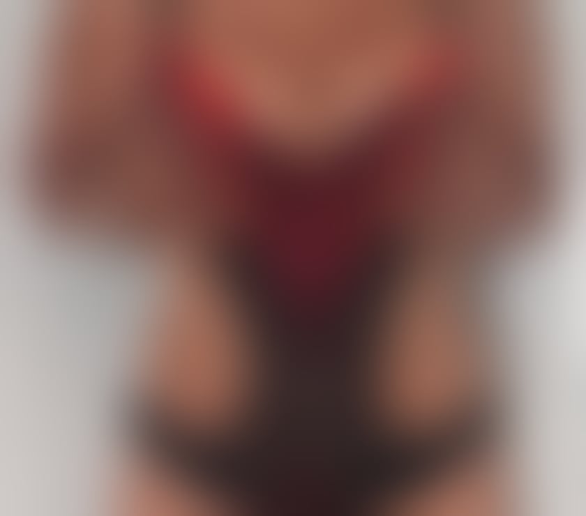 Escorts Hertfordshire Dacorum - Photos for Experienced Lady and friend