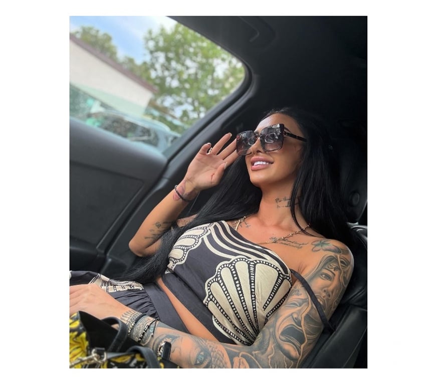 Escorts Hertfordshire Welwyn Hatfield - Photos for New girl Alina 😍available Just Outcall✅