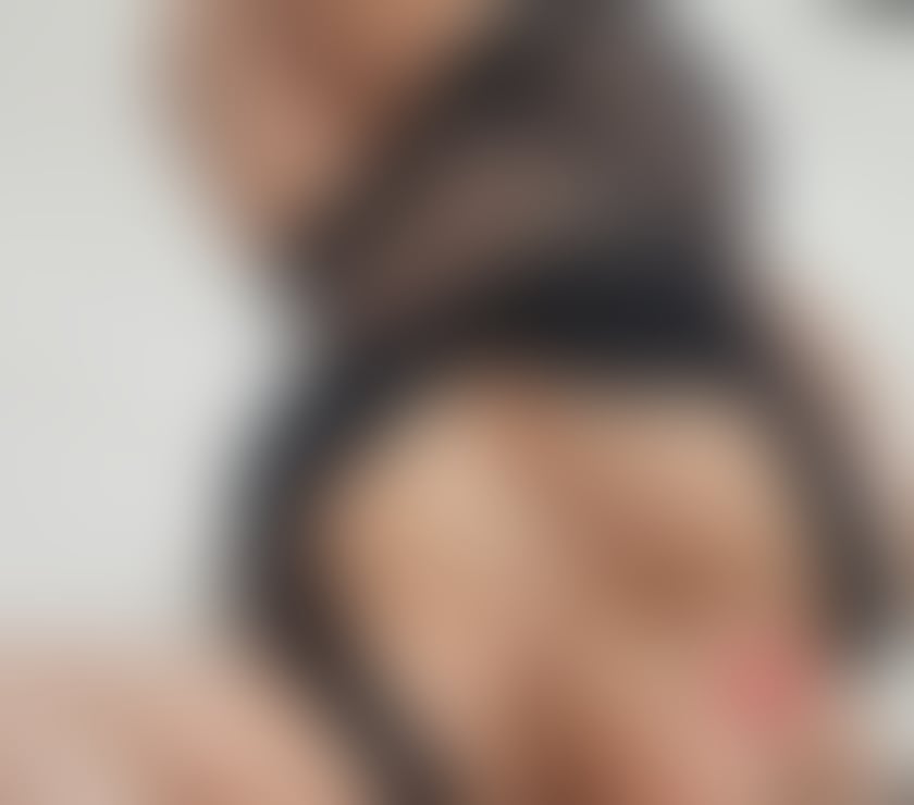 Escorts West Yorkshire Leeds - Photos for Lindy arrived today ls8 full service