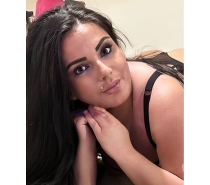  Escorts Edinburgh Edinburgh - Photos for Milla •Lovely brunette GFE💋no rush✅sloppy owo