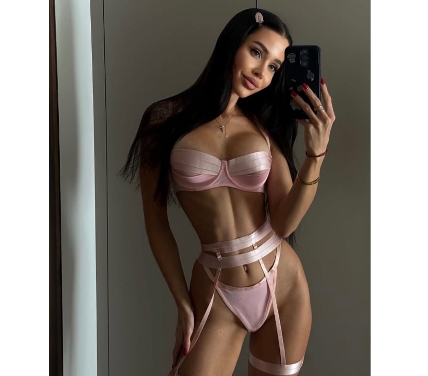 Escorts Buckinghamshire High Wycombe - Buckinghamshire - Photos for KAYRA 🖤FIT BRUNETTE 🖤 OUTCALL ONLY