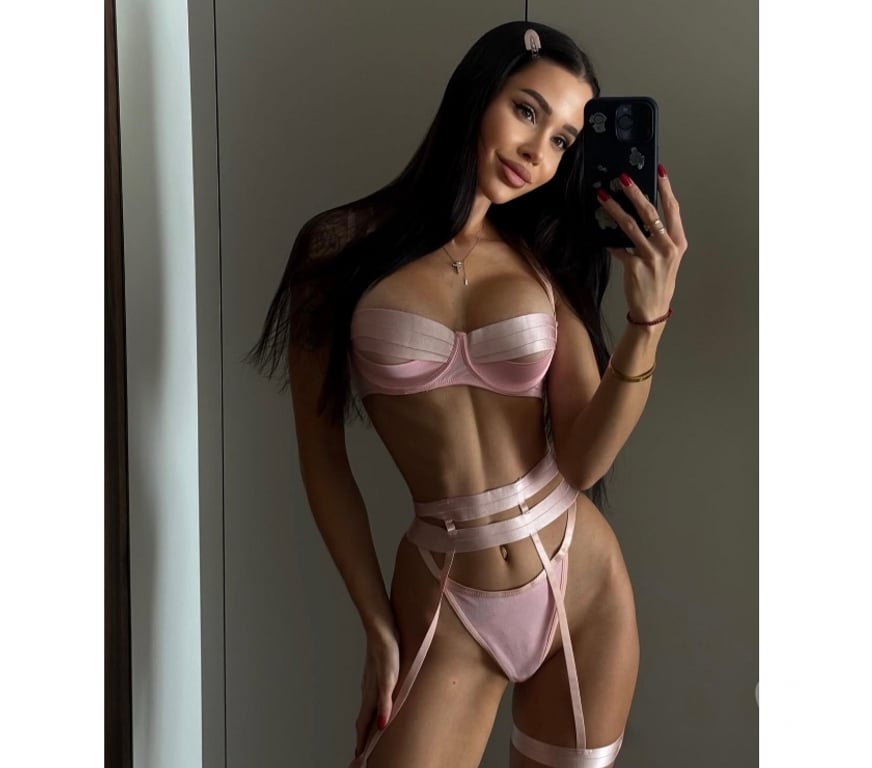 Escorts Bracknell Forest Bracknell - Bracknell Forest - Photos for FIT BRUNETTE 🖤 OUTCALL ONLY
