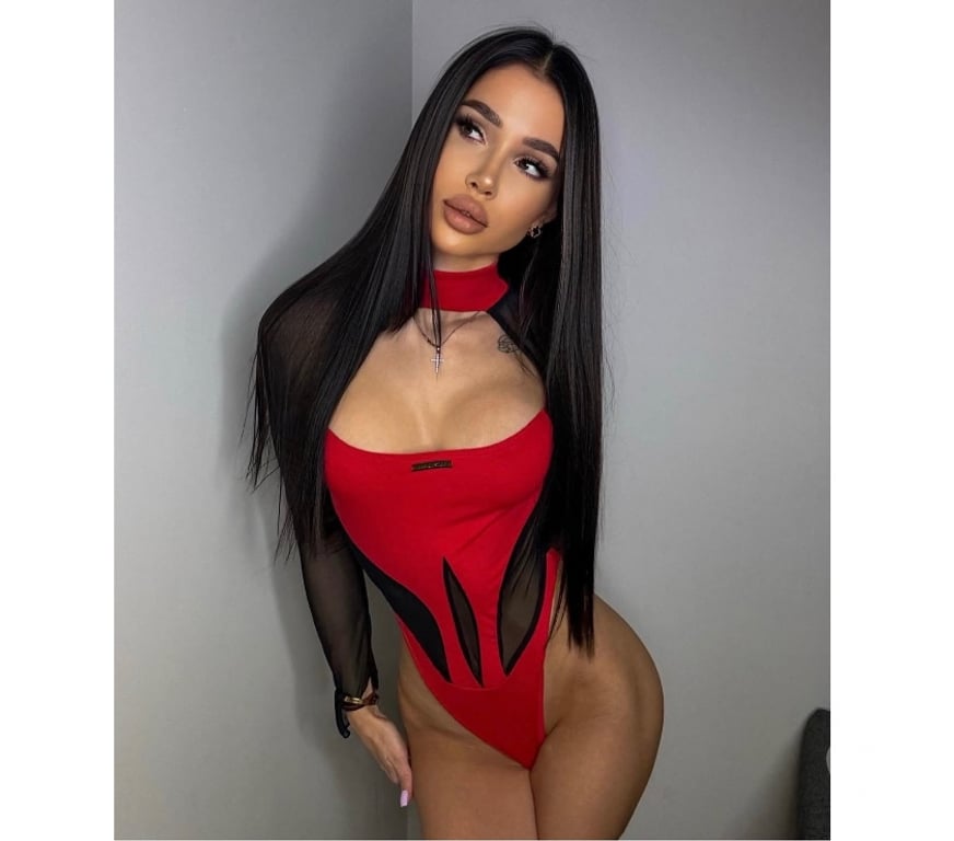 Escorts Surrey Spelthorne - Photos for KAYRA 🖤 FIT BRUNETTE 🖤 OUTCALL ONLY