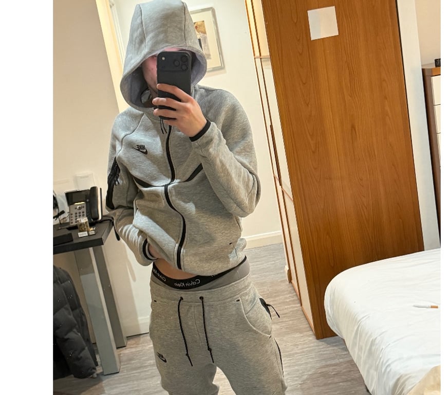  Gay massage South West London Kensington - South West London - Photos for Top Dom XXL British Chav Available 24H