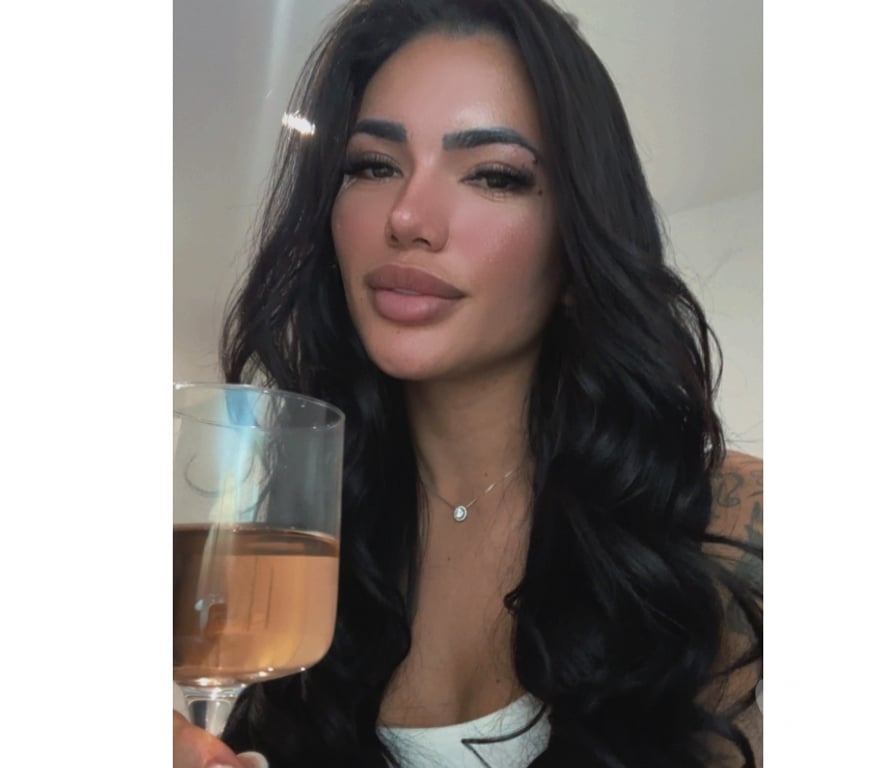 Escorts North West London Cricklewood - North West London - Photos for ✨ Yara Latina Party Girl, New in Town✨