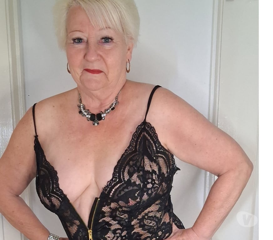 Escorts Staffordshire East Staffordshire - Photos for Cathy massage Escort