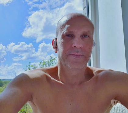 Swingers Canary Wharf East London - Photos for M is offering mutual pleasure for M+F or single F:)