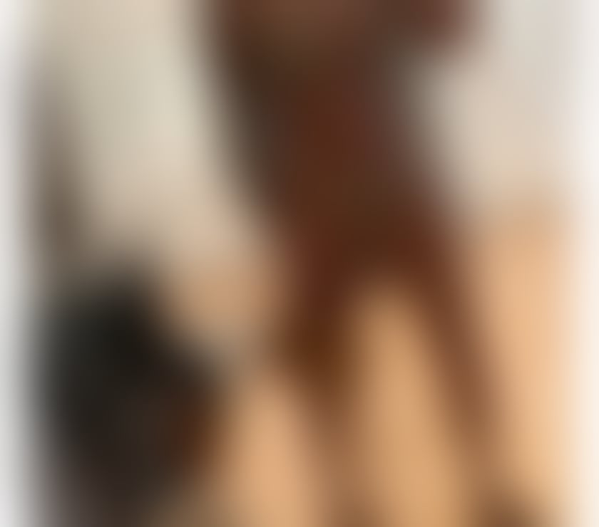 Escorts West London Ealing - West London - Photos for RISKY REID- Fun size and ready for fun š message now