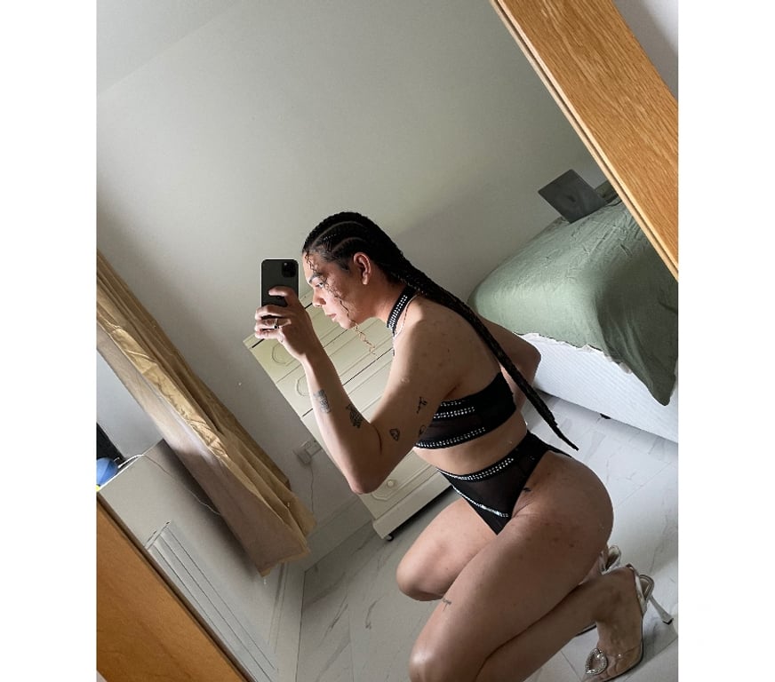 Trans Escorts Barnet New Barnet - Barnet - Photos for JULIE LATINA TRANS HOT 🔥
