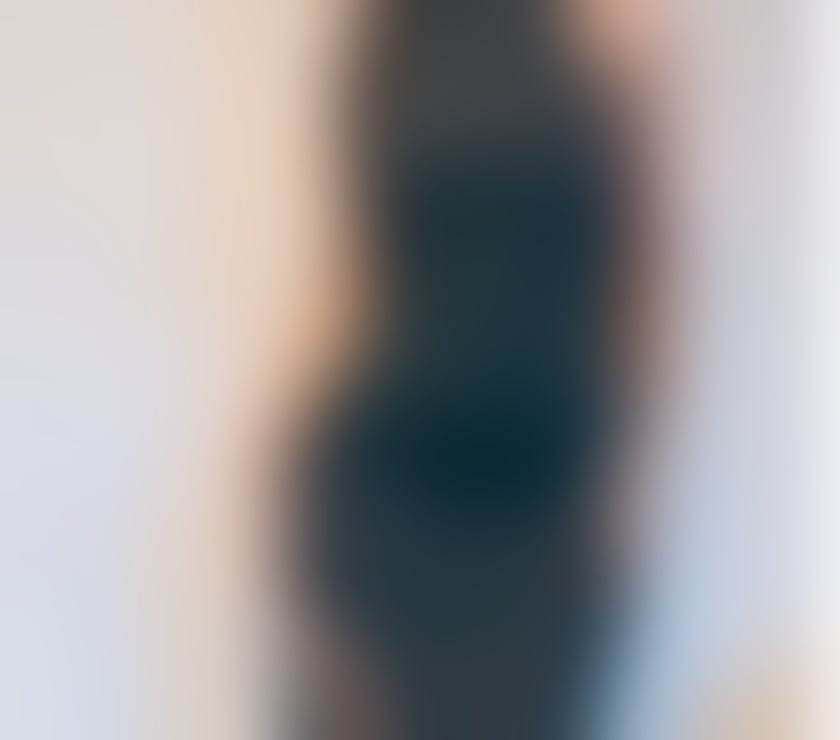 Escorts Cheshire East Alderley Edge - Cheshire East - Photos for English Brunette Leggy Slim Escort Late Night Party Girl