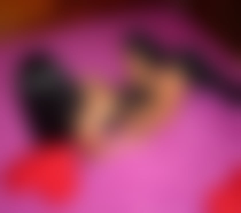 Escorts Greater Manchester Manchester - Photos for Tantric Body-to-Body Massage Sensual, Elegant & Intimat