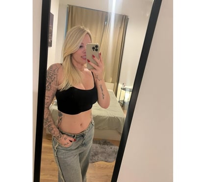 Escorts and Massages Three Bridges Crawley - Photos for 🩷HIGH CLASS ESCORT SARA SWEET&SEXY💘